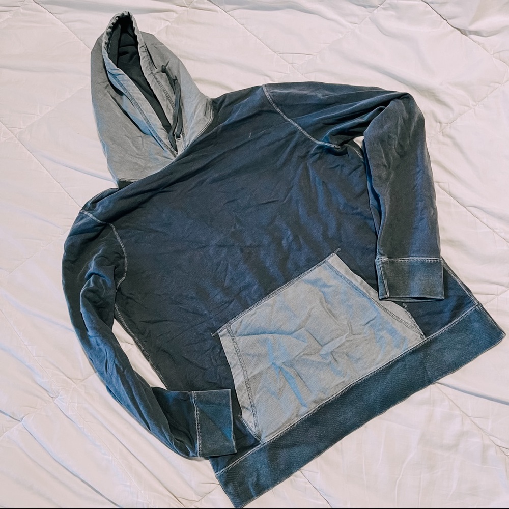 A&F: Color Block Sweatshirt